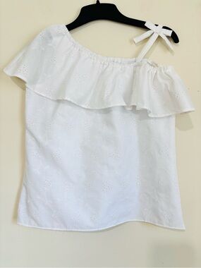 NEW NOWADAYS Y2K white ruffle neckline one shoulder eyelet embroidery crop top S